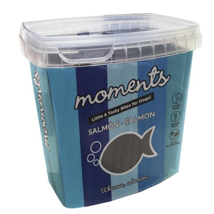 [054266] Moments Dog Barritas Salmón 600 grs.